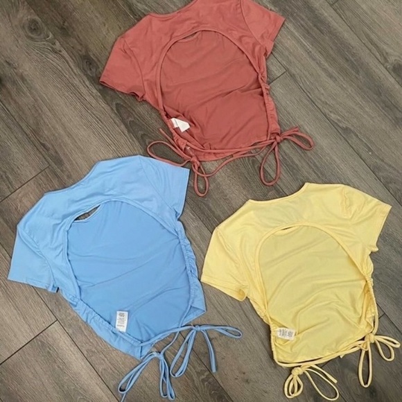 Crop Open back tops bundle of three - Picture 2 of 4